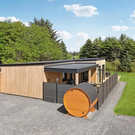 Stunning In With Kitchen