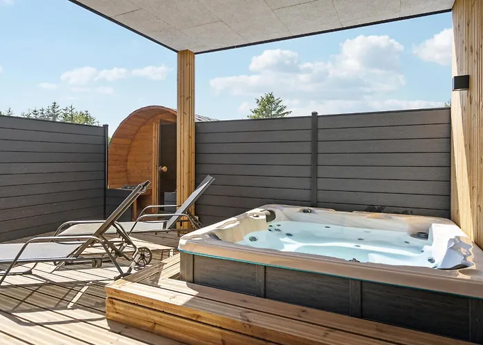 Stunning In With Kitchen *